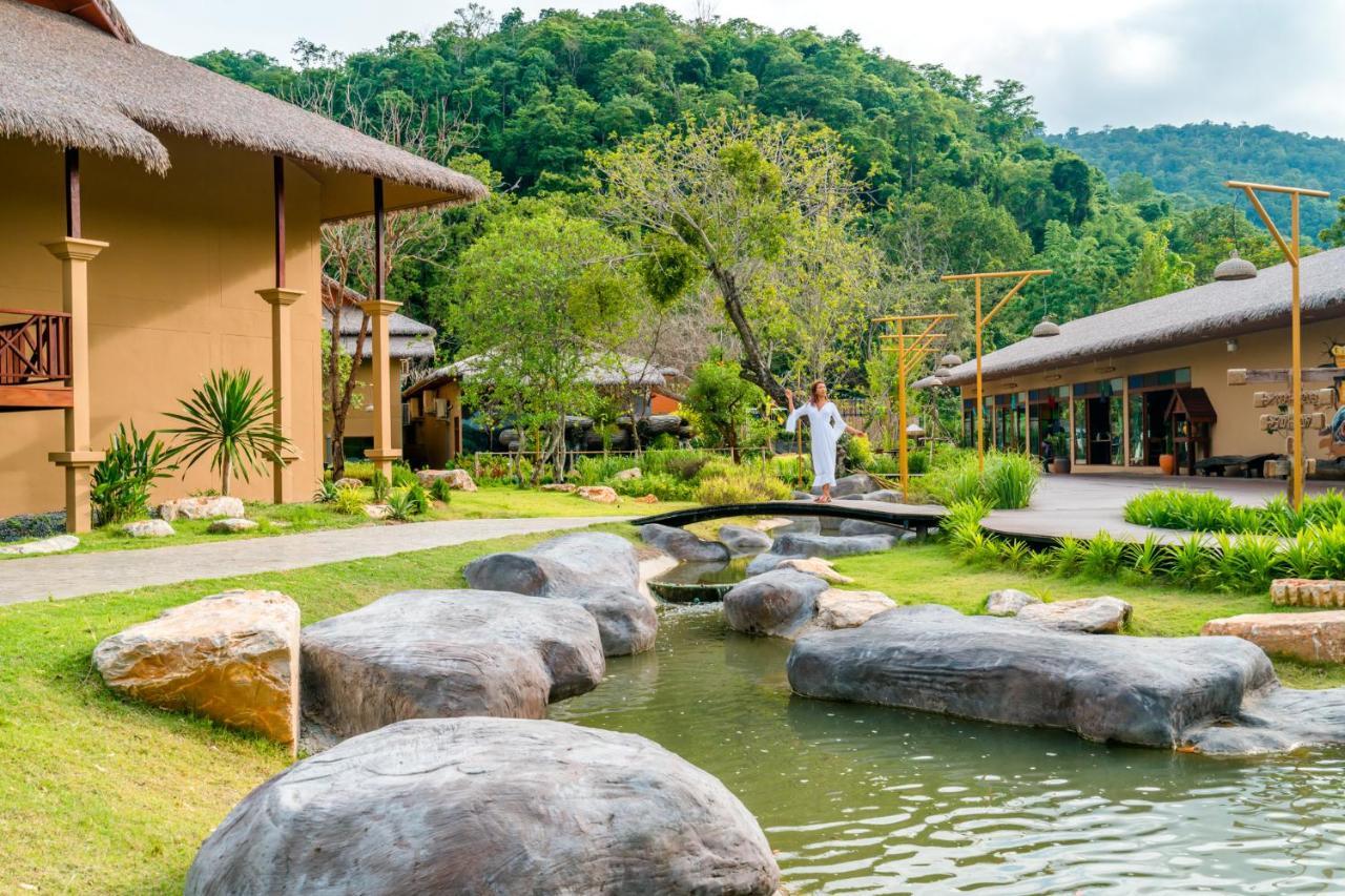Recall Isaan Isan Concept At Khaoyai Sha Extra Plus Mu Si Exterior foto
